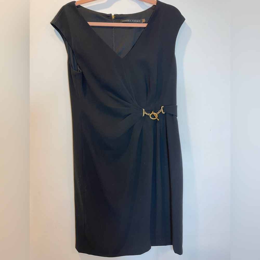 12/L Little black wear to/after work dress